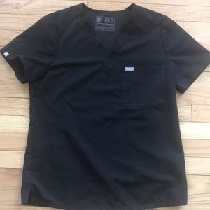 Figs Catarina Black scrub top size medium